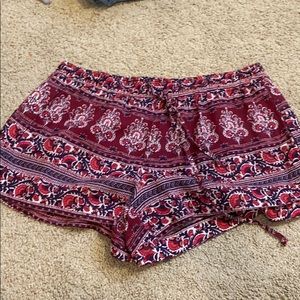 American Eagle flowy shorts